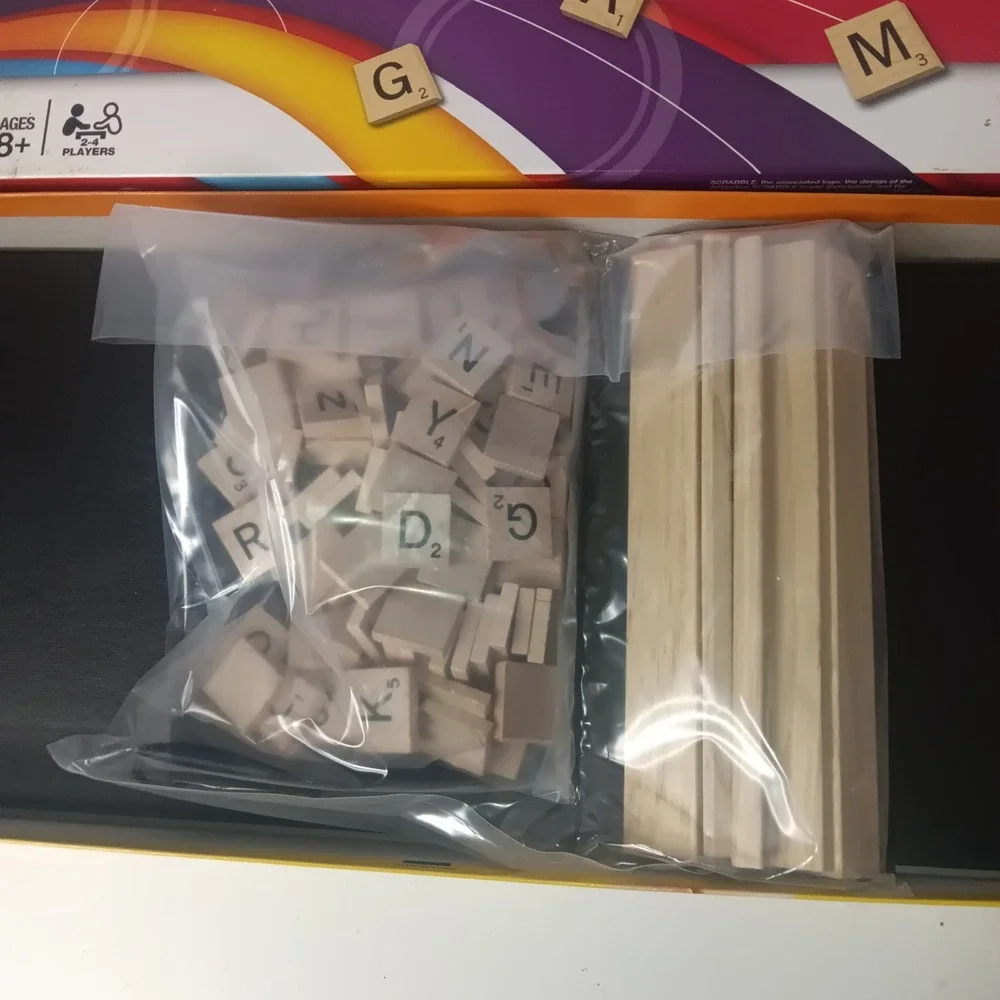 Parker Bros Scrabble 2007 Boardgame Wood Pieces Are Sealed Open Box - Picture 4 of 4